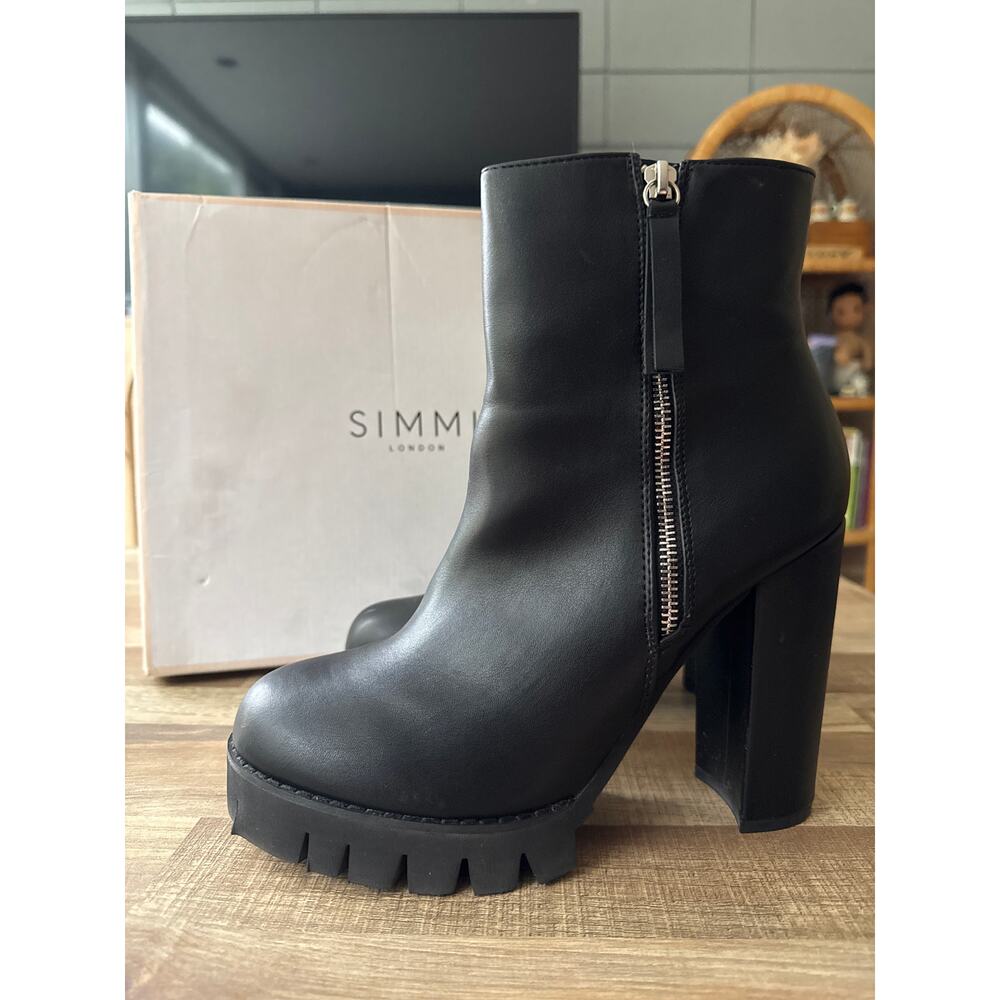 Women's Simmi London Jemma Platform Lug Sole Chunky Heeled Ankle Boot size 9 - Picture 4 of 6